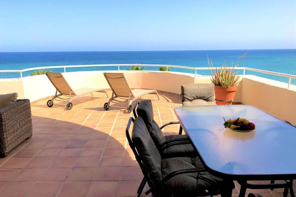 Penthouse Bermuda Beach 2 에스테포나 외부 사진