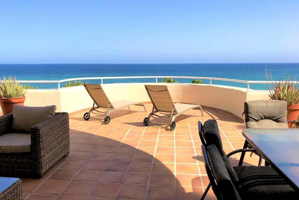 Penthouse Bermuda Beach 2 에스테포나 외부 사진