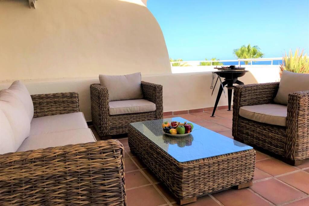 Penthouse Bermuda Beach 2 에스테포나 외부 사진