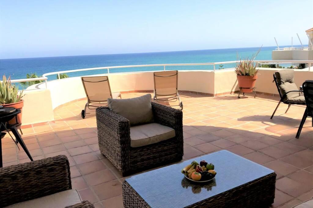 Penthouse Bermuda Beach 2 에스테포나 외부 사진
