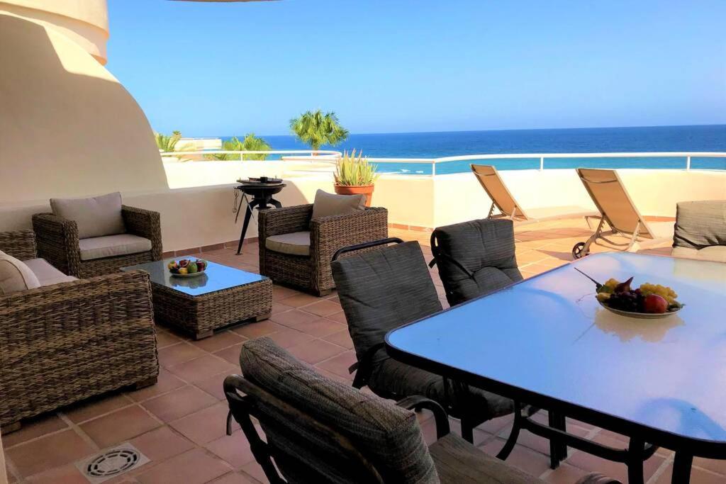 Penthouse Bermuda Beach 2 에스테포나 외부 사진