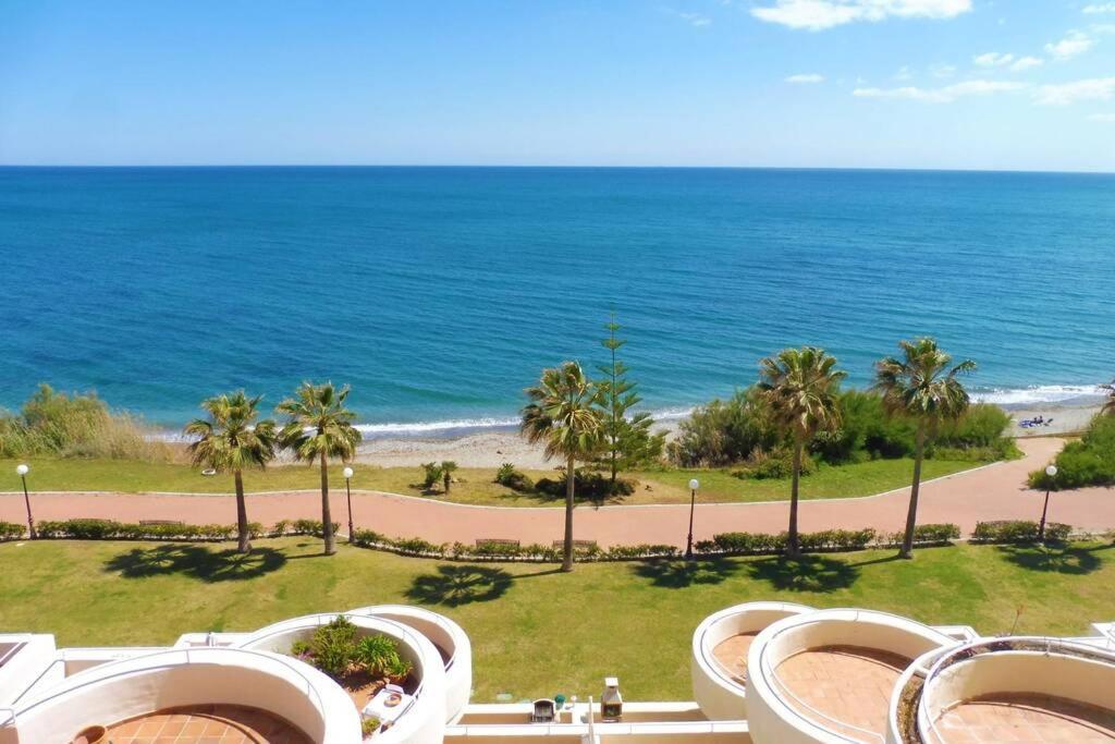 Penthouse Bermuda Beach 2 에스테포나 외부 사진