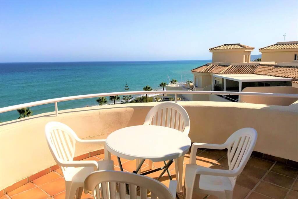 Penthouse Bermuda Beach 2 에스테포나 외부 사진